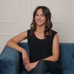 Suzanne Johnston